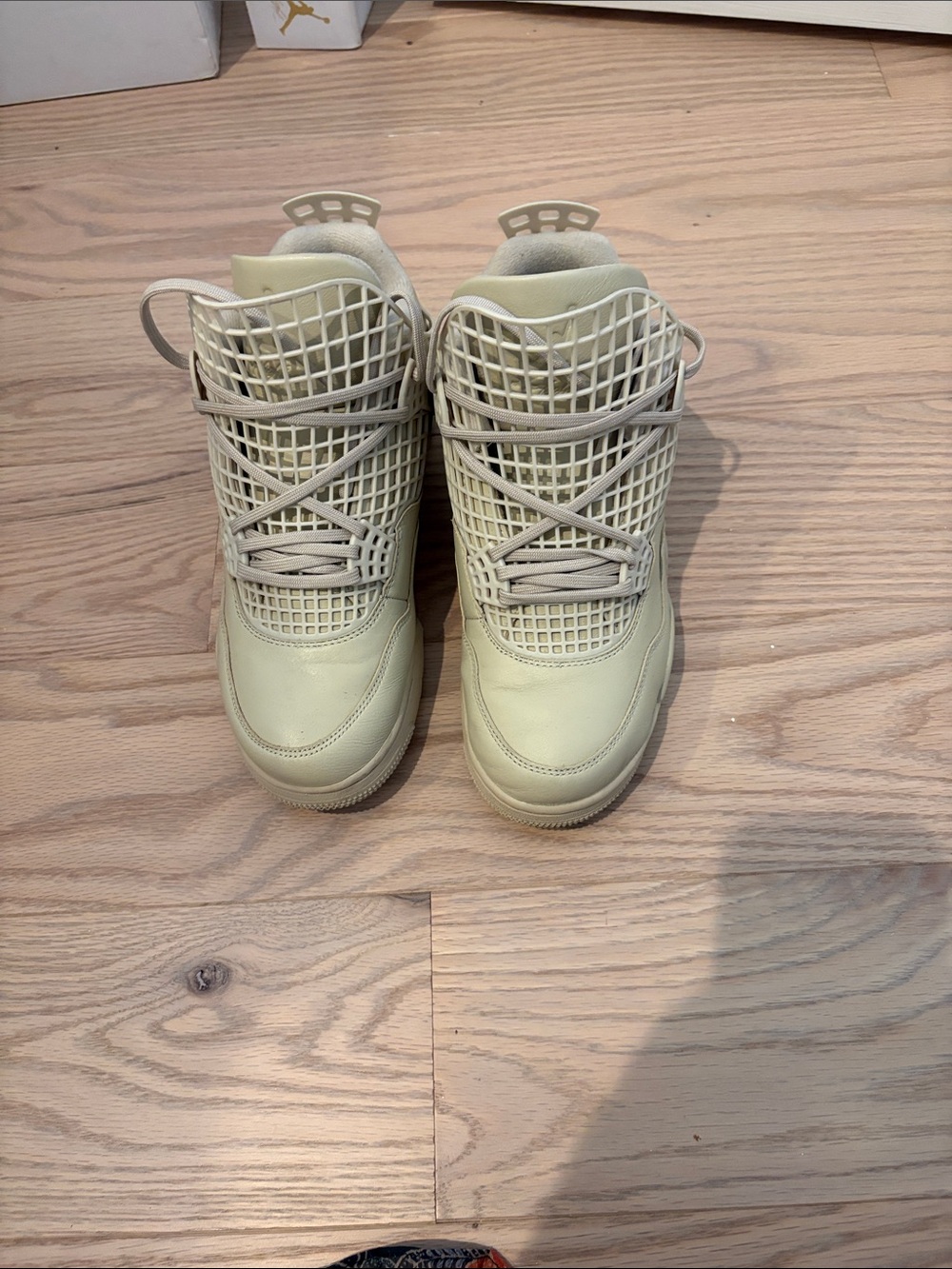 Women’s Air Jordan 4 Rattan Sneakers 8.5 PreOwned